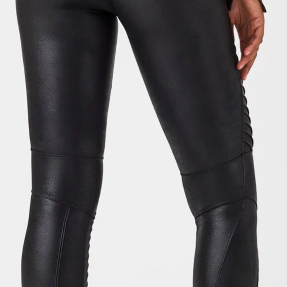 NWT Spanx Faux Leather Leggings, Size Medium, Black - Picture 2 of 13